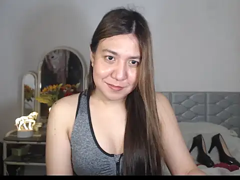 stellahugeX online show from December 14, 8:57 pm