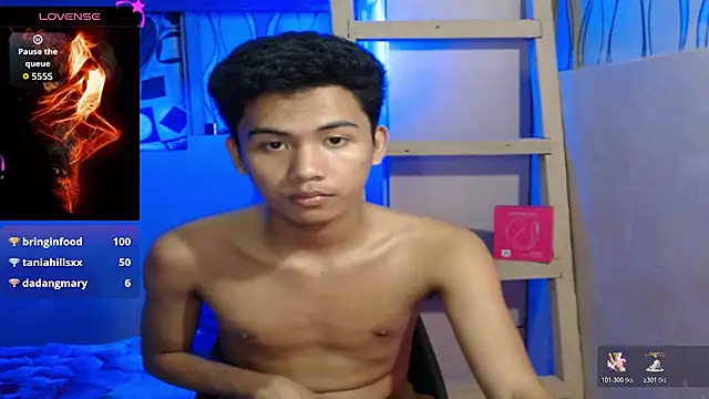 Demure Asian143 online show from November 13, 4:06 pm