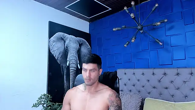 Snapshot of andres-clark92 chatting on October 24, 5:53 pm andres-clark92 online show from October 24, 5:53 pm