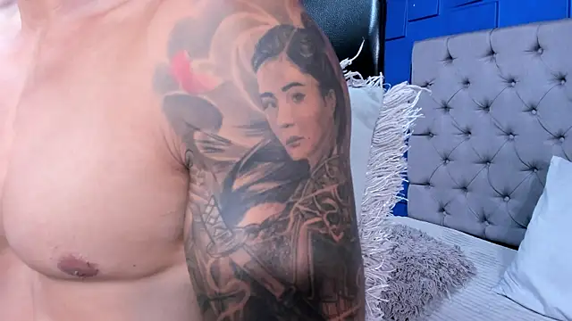 Snapshot of andres-clark92 chatting on November 15, 5:09 pm andres-clark92 online show from November 15, 5:09 pm