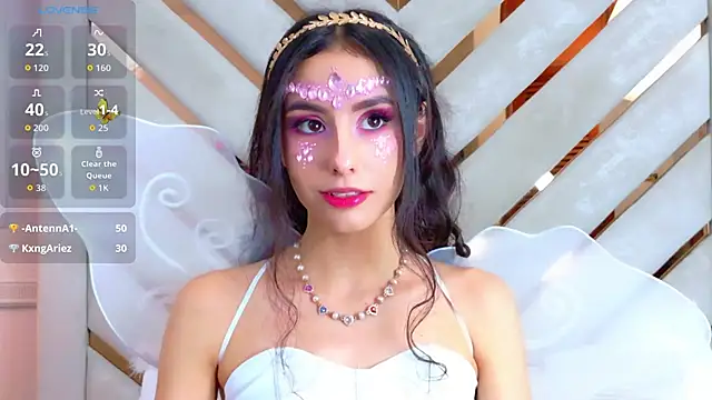 Sarah-Grace online show from October 31, 2:56 am