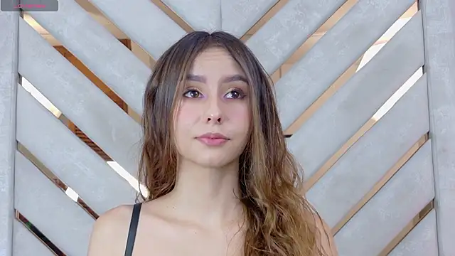 Sarah-Grace online show from March 24, 12:59 am