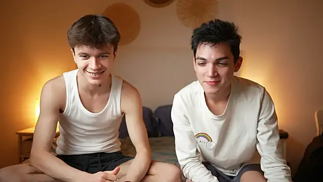 MattyandAiden online show from April 13, 6:35 pm