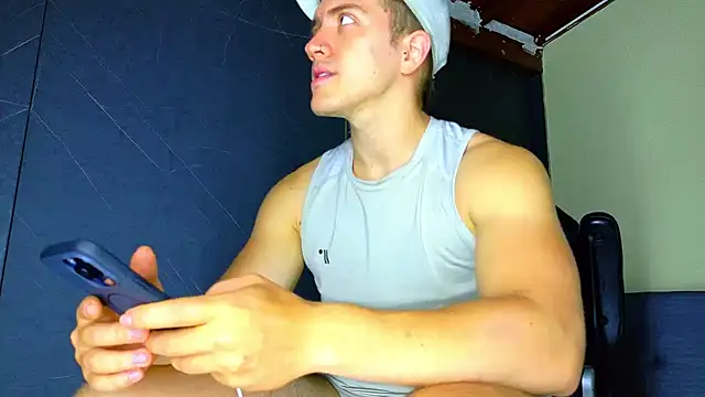 ALANNFERRER online show from April 13, 10:10 am