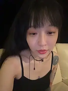 Etherealcat33 online show from May 4, 6:26 pm