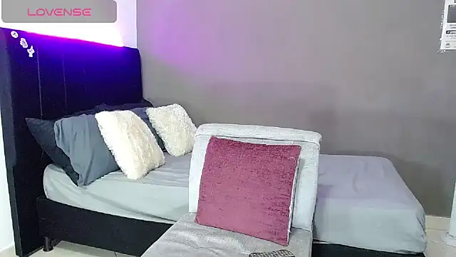 Matteo12  online show from March 19, 3:43 am