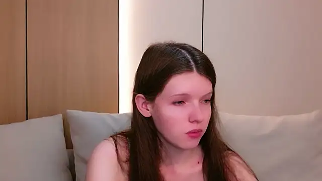 Gaby Essen online show from April 4, 8:50 pm