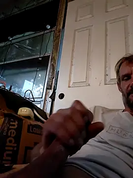 Hungwell1515 online show from June 27, 10:53 am