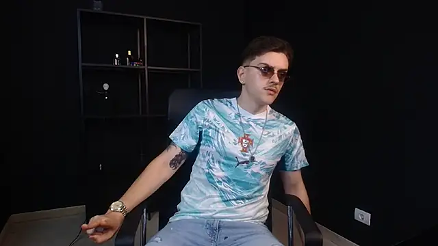 FelixStarkk online show from June 23, 4:32 am