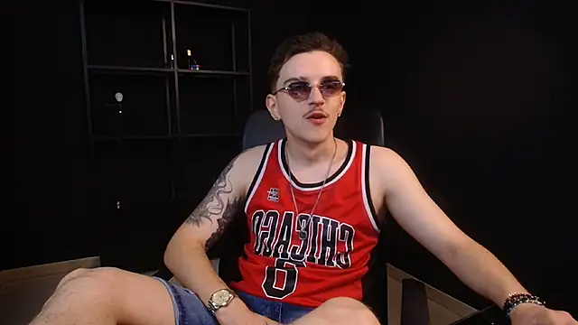 FelixStarkk online show from July 8, 5:34 am