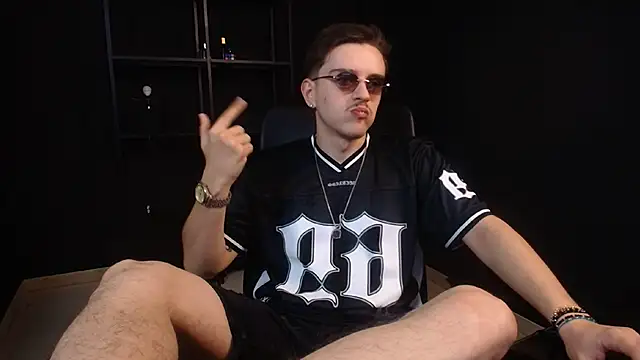 FelixStarkk online show from July 12, 6:15 am