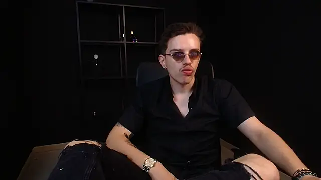 FelixStarkk online show from July 18, 6:39 am