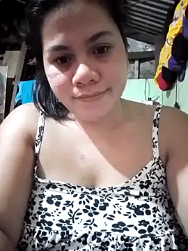 Snapshot of phoenix_1994 chatting on October 23, 6:39 pm phoenix 1994 online show from October 23, 6:39 pm