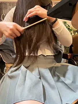 Snapshot of Linh_2004 chatting on April 10, 6:07 am Linh 2004 online show from April 10, 6:07 am