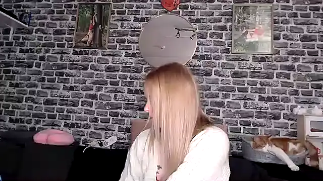 SexyMilf 37 online show from November 22, 8:41 pm