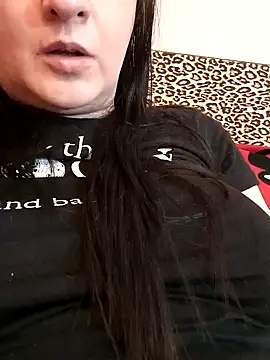 Snapshot of TriumphLove chatting on February 9, 5:54 pm TriumphLove online show from February 9, 5:54 pm