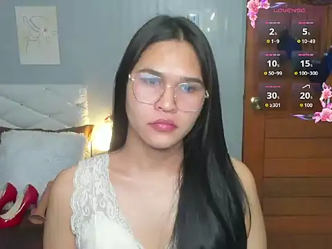 Snapshot of AlianaBlair chatting on October 11, 2:37 pm AlianaBlair online show from October 11, 2:37 pm