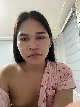 Snapshot of AlianaBlair chatting on November 8, 11:47 pm AlianaBlair online show from November 8, 11:47 pm