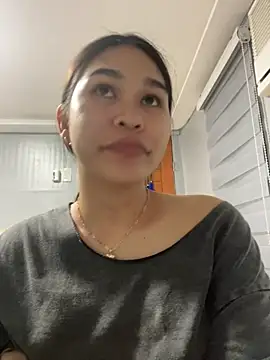 Snapshot of AlianaBlair chatting on November 11, 12:27 pm AlianaBlair online show from November 11, 12:27 pm