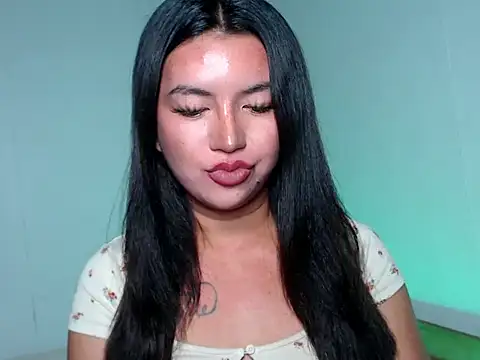 Snapshot of thinker_belle chatting on October 23, 2:49 pm thinker belle online show from October 23, 2:49 pm