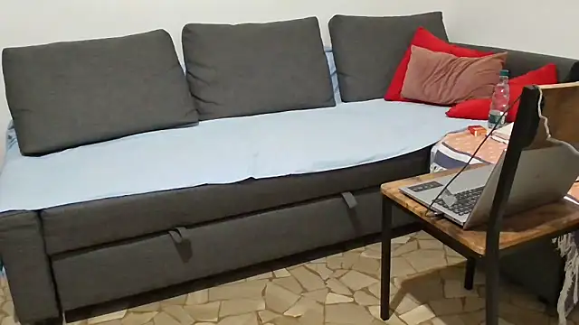 Snapshot of Lana90xxx chatting on October 23, 9:02 pm Lana90xxx online show from October 23, 9:02 pm