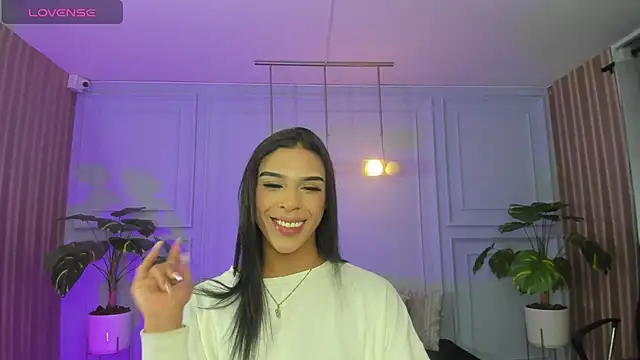 keytinthomson  online show from March 24, 7:08 pm