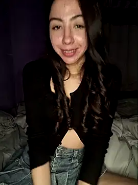 Snapshot of CieloMiel chatting on November 8, 4:34 am CieloMiel online show from November 8, 4:34 am