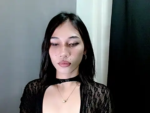 Urfucking khloe1 online show from November 28, 9:17 pm