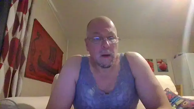 Snapshot of Boddman chatting on November 4, 6:51 pm Boddman online show from November 4, 6:51 pm