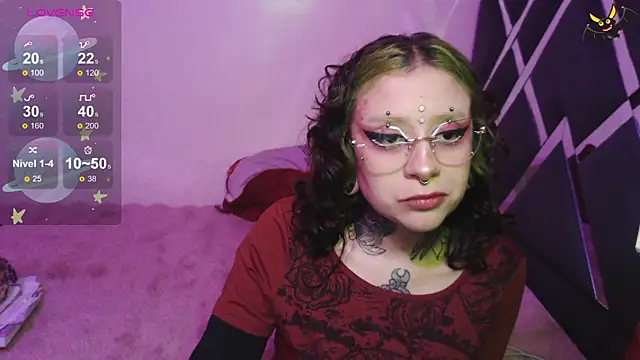 Snapshot of vainilla_doll chatting on June 13, 1:25 am vainilla doll online show from June 13, 1:25 am