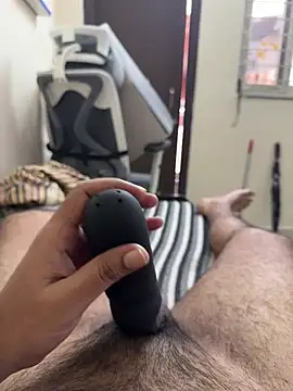 Yourslovingdick online show from July 28, 10:21 am