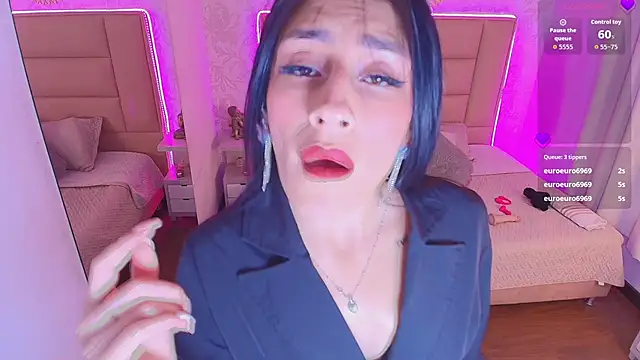 tiffany wine online show from October 16, 8:43 pm