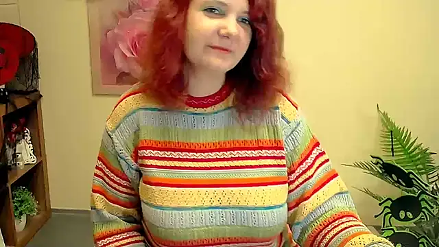 Snapshot of TwoBigSuns chatting on October 20, 6:36 am TwoBigSuns online show from October 20, 6:36 am