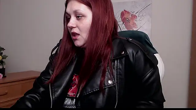 Alisawoods  online show from March 8, 1:48 pm