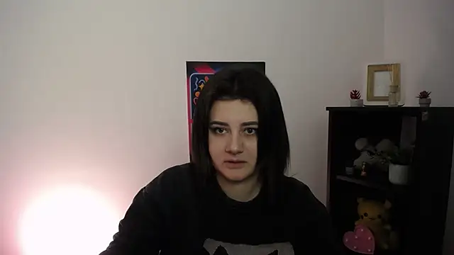 Snapshot of Katrin_kiss_ chatting on October 8, 12:47 pm Katrin kiss online show from October 8, 12:47 pm