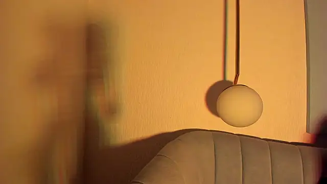 GiaBlaze  online show from October 18, 4:37 am