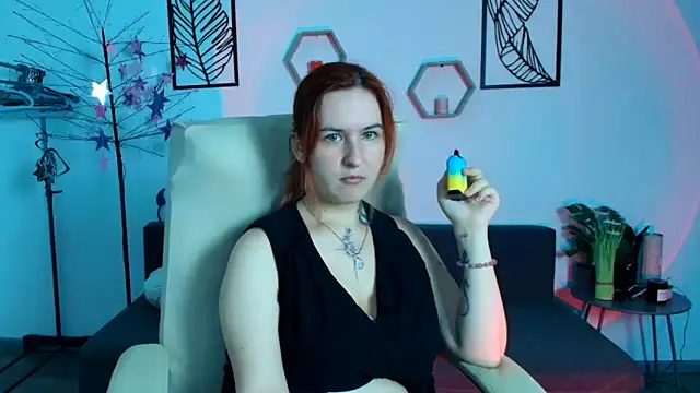 RubyHolmess online show from September 15, 6:19 pm