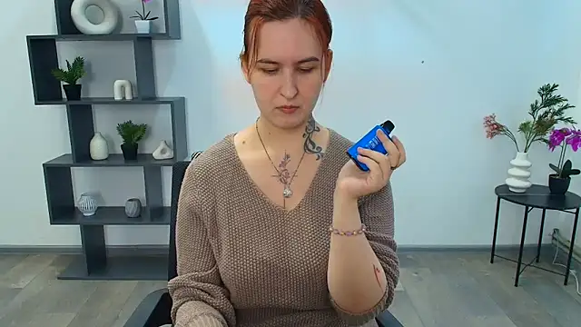 RubyHolmess online show from September 26, 1:59 pm