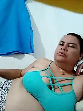 Snapshot of yaneth_ chatting on October 17, 1:09 am yaneth online show from October 17, 1:09 am