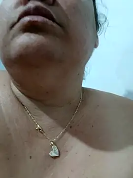 Snapshot of yaneth_ chatting on November 7, 11:49 pm yaneth online show from November 7, 11:49 pm