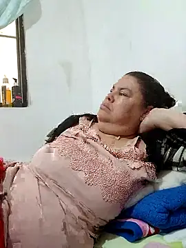 yaneth  online show from January 12, 11:48 am