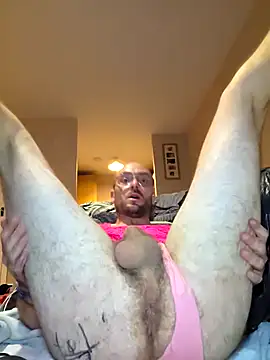 Snapshot of ExtremeDaddy89 chatting on October 2, 9:33 pm ExtremeDaddy89 online show from October 2, 9:33 pm