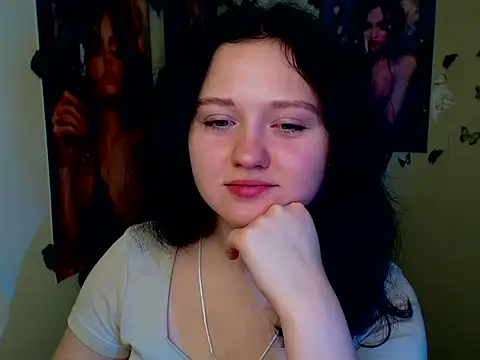 LadyAlice  online show from November 5, 7:08 am