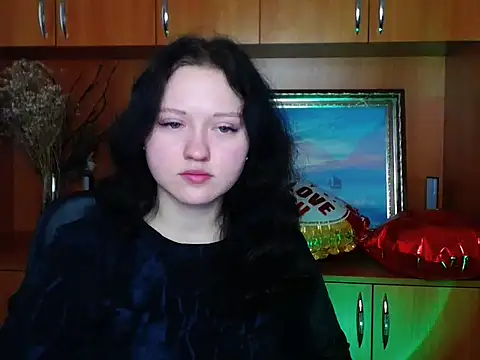 LadyAlice  online show from February 16, 7:04 am