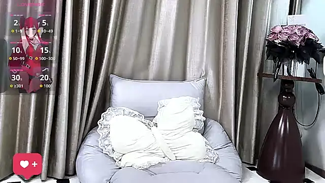 Snapshot of yue_yue chatting on October 7, 10:34 am yue yue online show from October 7, 10:34 am