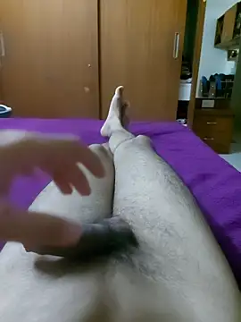 youngcock50 online show from November 12, 2:39 pm