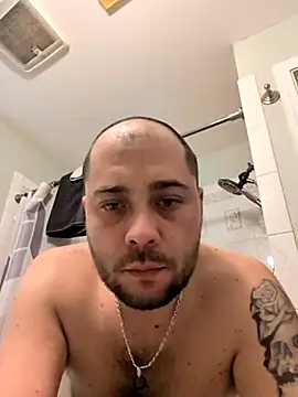 Snapshot of thechiguy91 chatting on March 3, 10:15 pm thechiguy91 online show from March 3, 10:15 pm