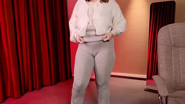 Morvelyn online show from November 29, 6:00 pm