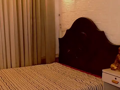 Adominatrixxxx online show from November 6, 3:46 pm