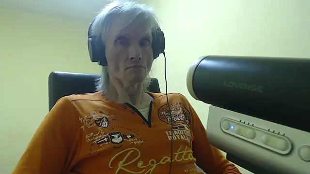 k74robert online show from December 2, 11:11 pm